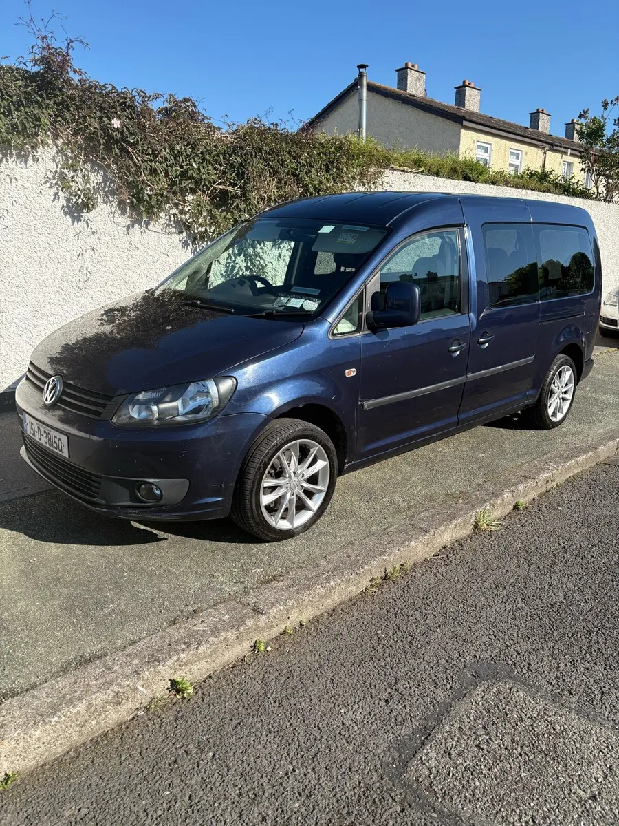 Caddy maxi life  7 seater - Image 1