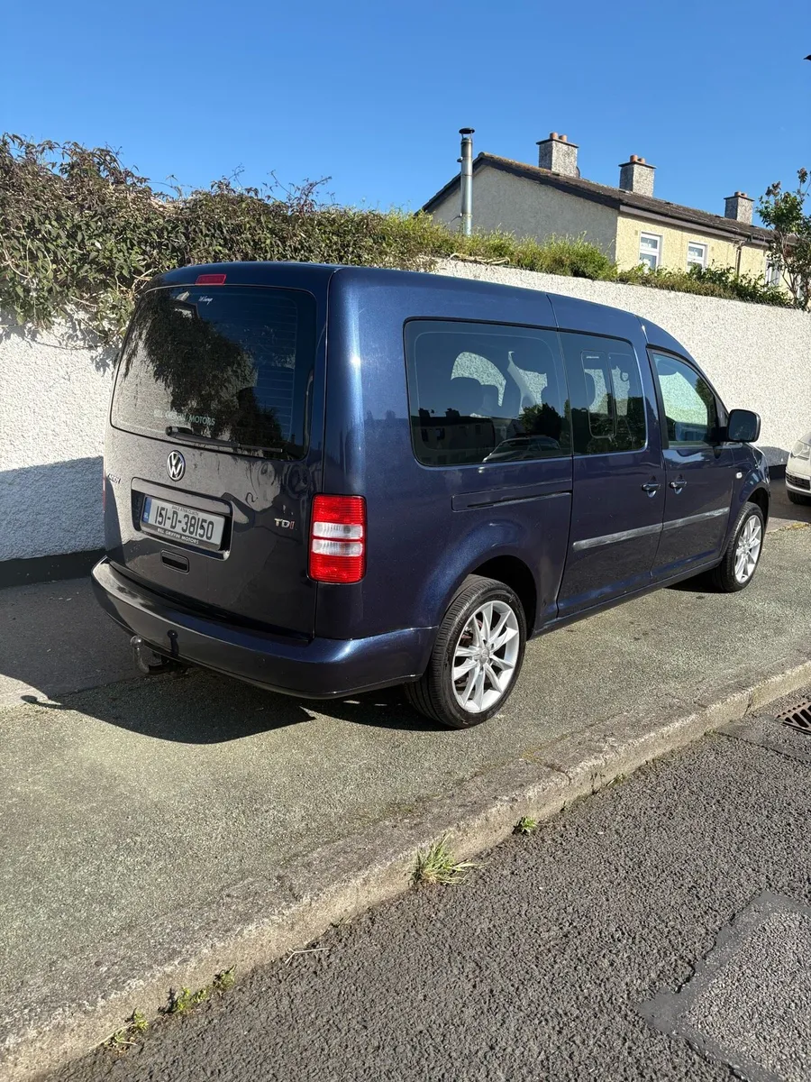 Caddy maxi life  7 seater - Image 4