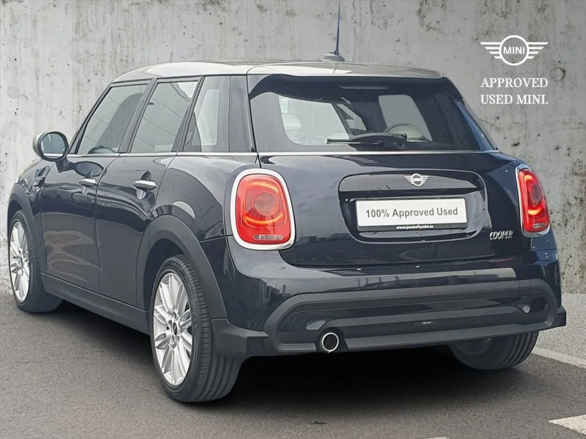 MINI HATCH 5-door Cooper Exclusive - Image 3