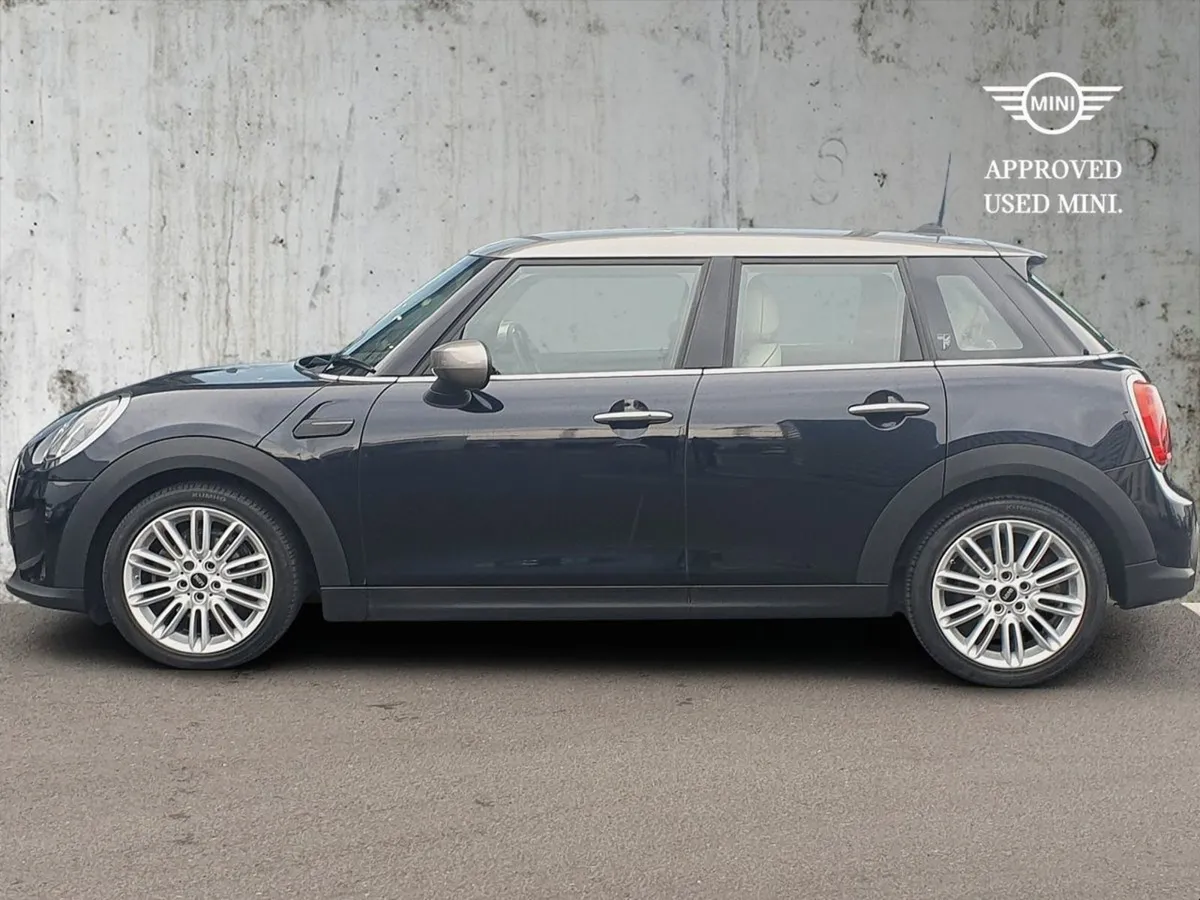 MINI HATCH 5-door Cooper Exclusive - Image 4