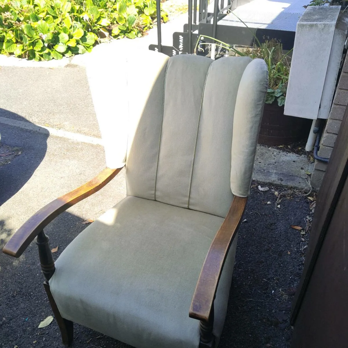Armchair - Image 4