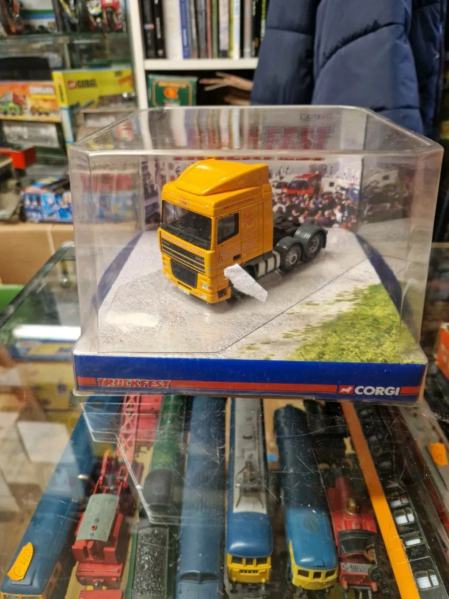 Corgi Truckfest DAF Tractor Unit 1.50 - Image 1