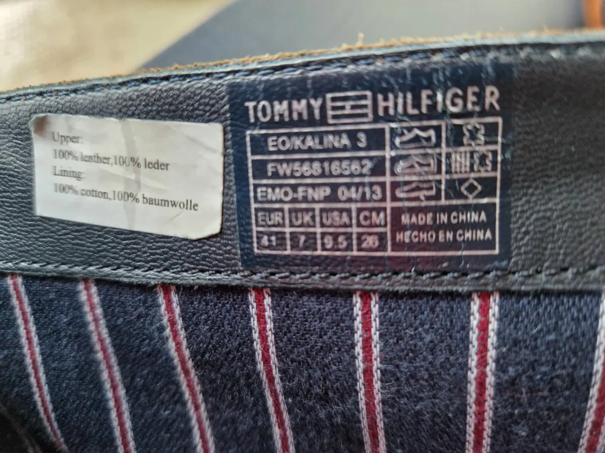 Genuine Tommy Hilfiger Ankle Boots UK7 - Image 3