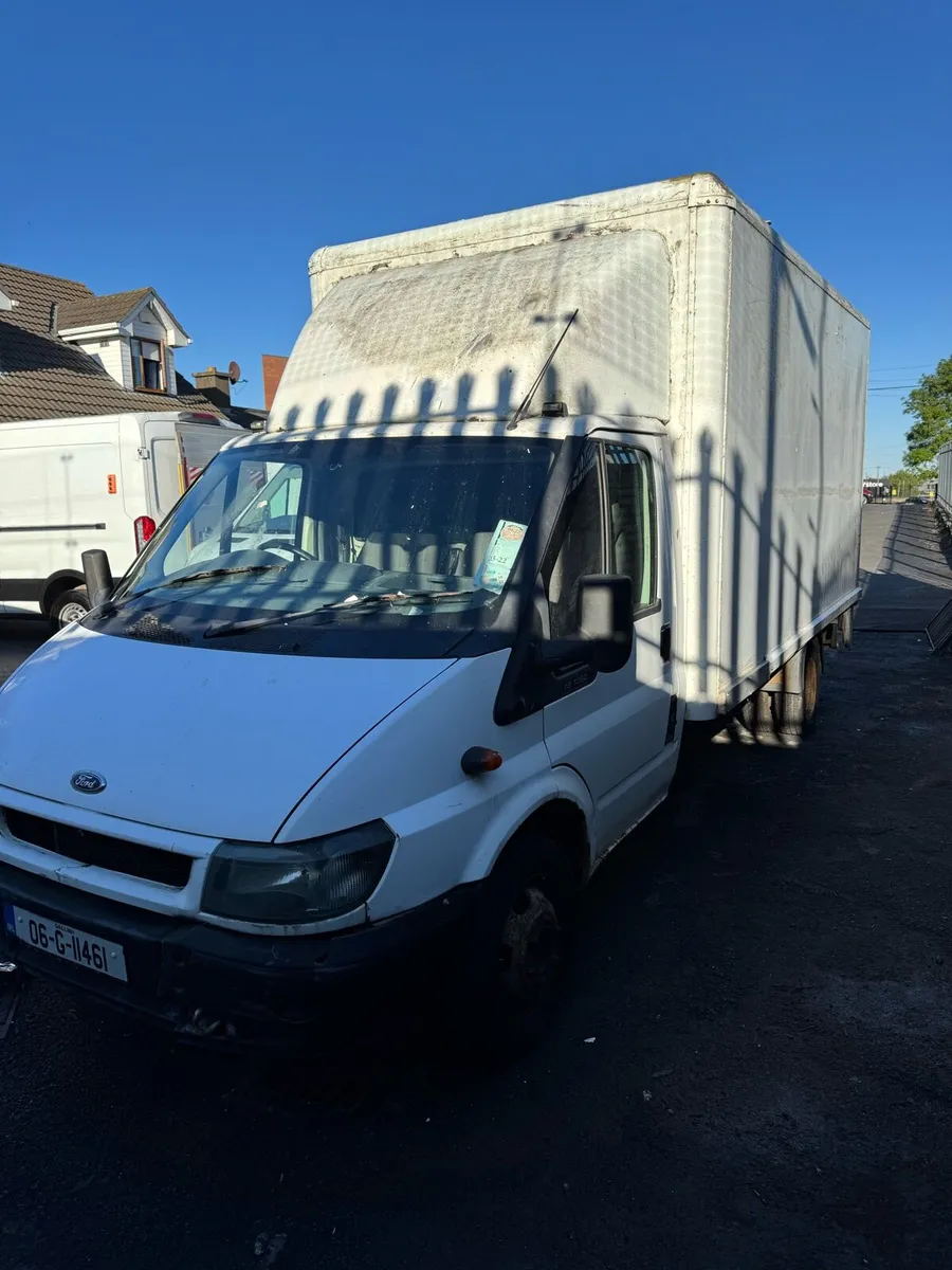 Ford Transit Box Van with Tale lift - Image 2