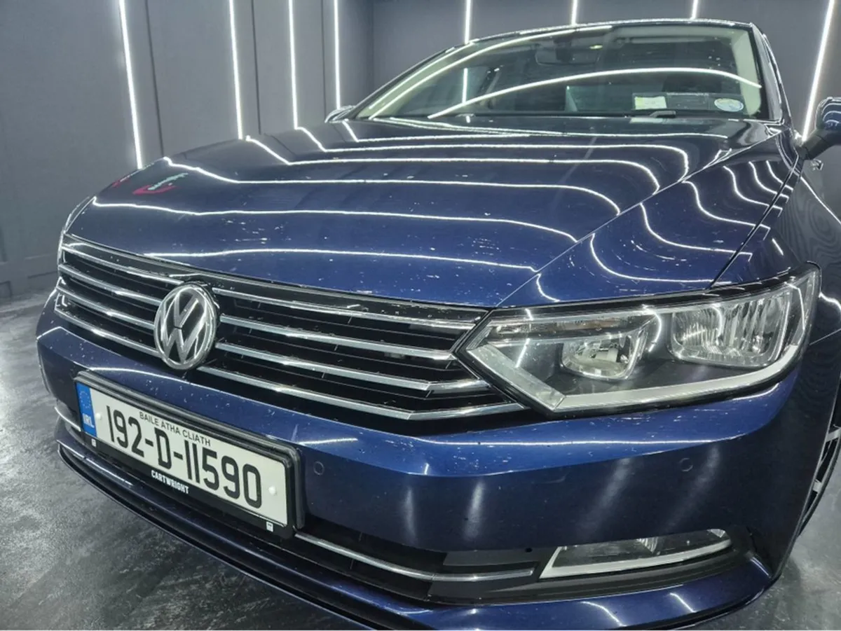 Volkswagen Passat 2.0 TDI 150HP 4DR - Image 3