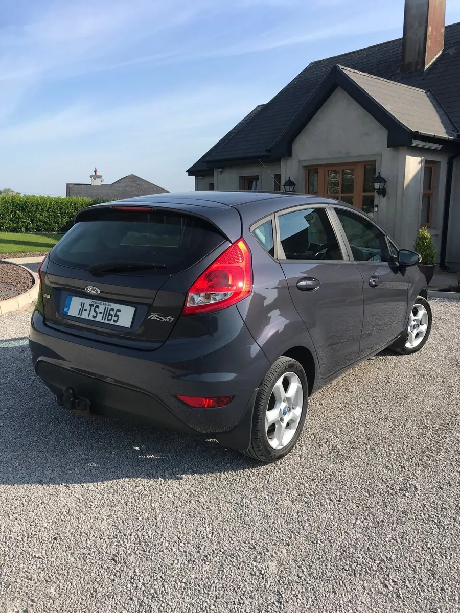 Ford Fiesta 2011 1.4 diesel - Image 2