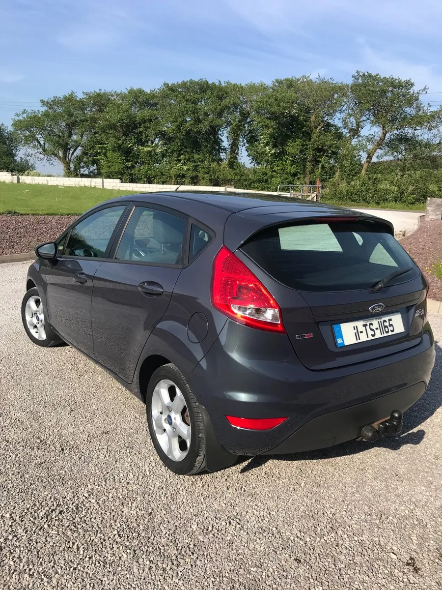 Ford Fiesta 2011 1.4 diesel - Image 4