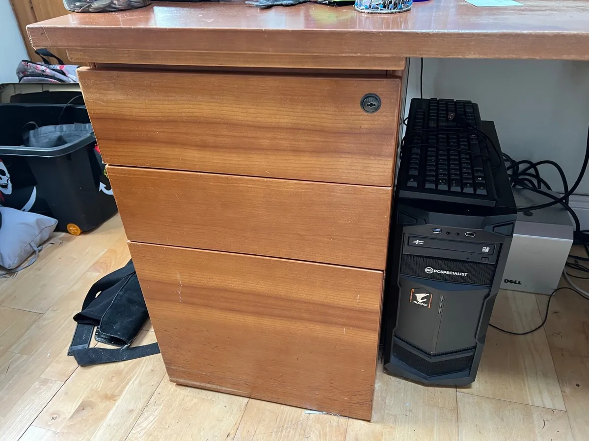 Office furniture - Image 4