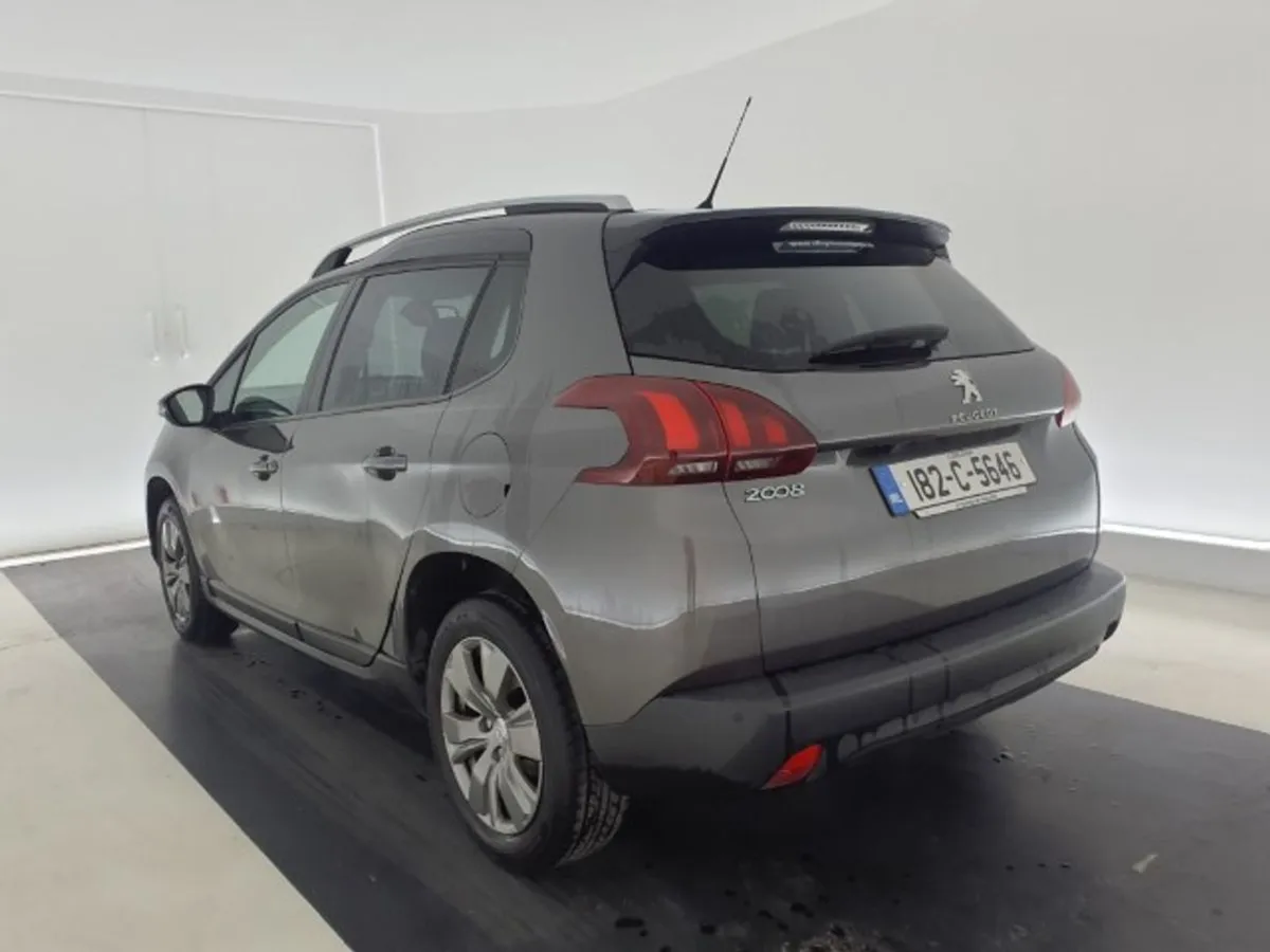 Peugeot 2008 Active 1.2 110 Automatic 6.2 4 - 119 - Image 4
