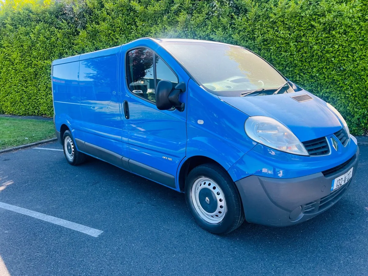 2013 Renault Traffic 2.0 Dci lwb - Image 1