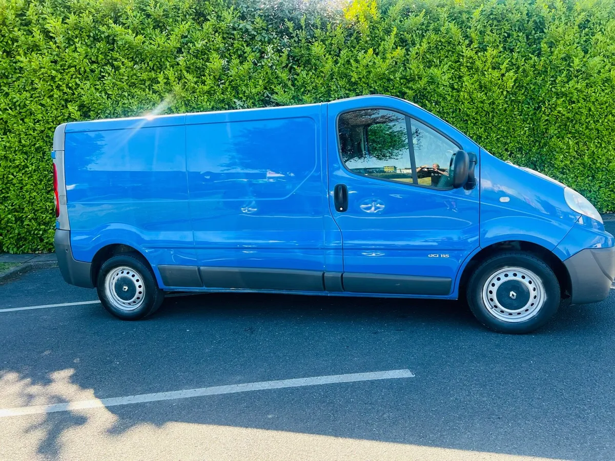 2013 Renault Traffic 2.0 Dci lwb - Image 2