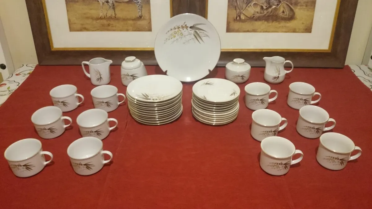 41Pc. Winterling Bavaria Germany Porcelain Tea Set - Image 3