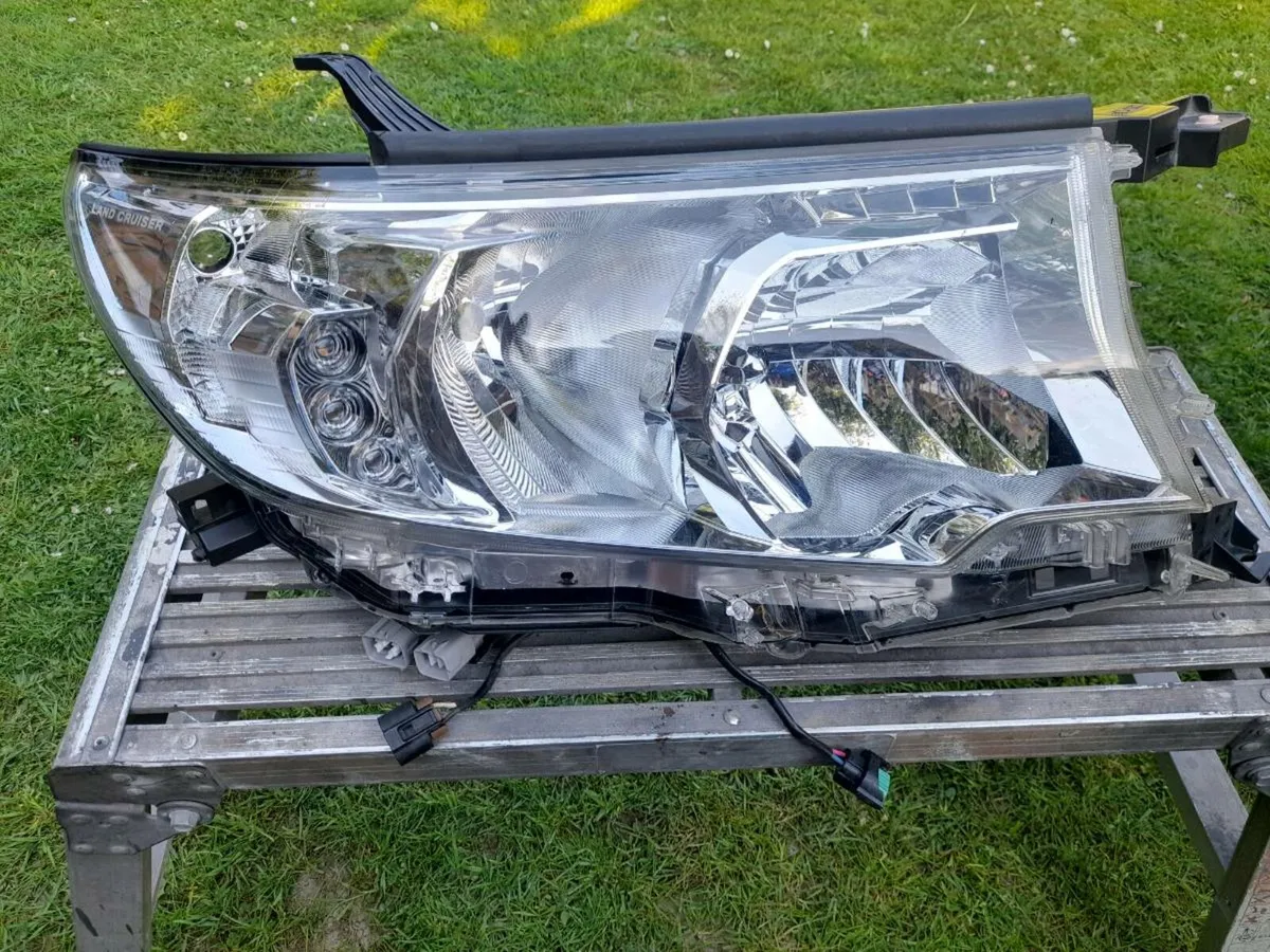 Selection of Genuine Used Headlights/ Taillights - Image 1