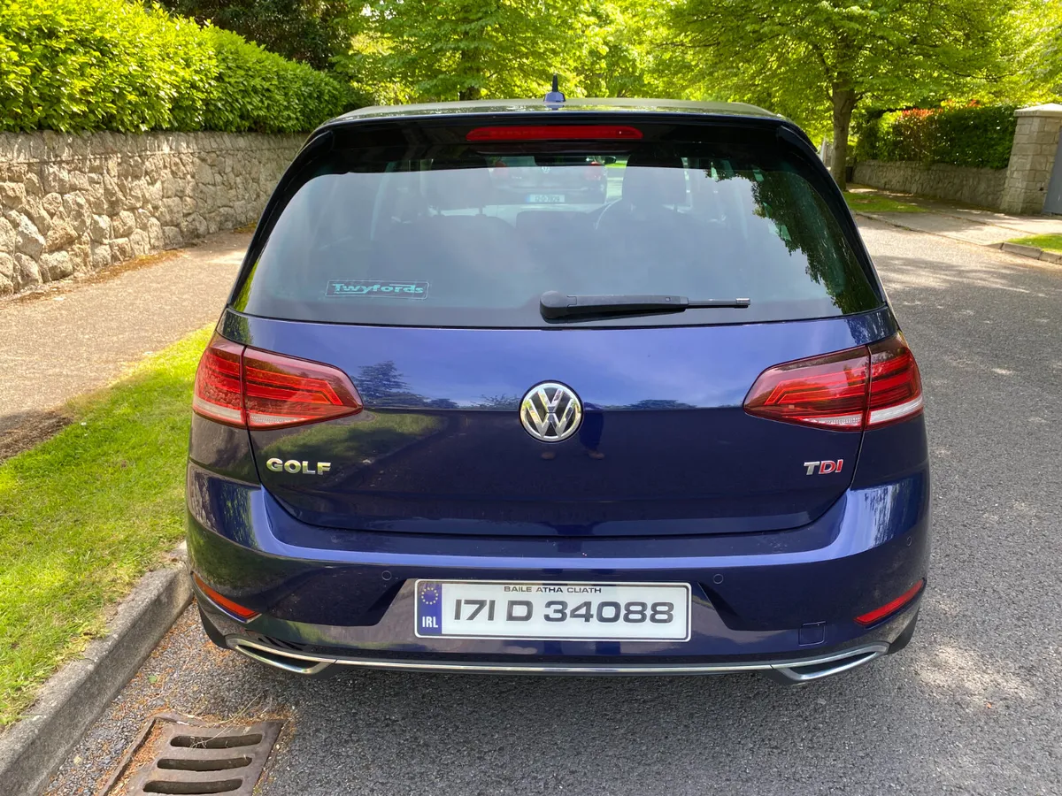 Volkswagen Golf 1.6 TDI Highline 115 BHP - Image 2