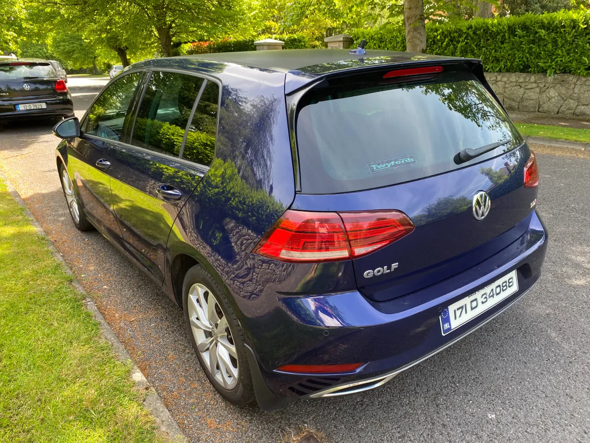 Volkswagen Golf 1.6 TDI Highline 115 BHP - Image 3