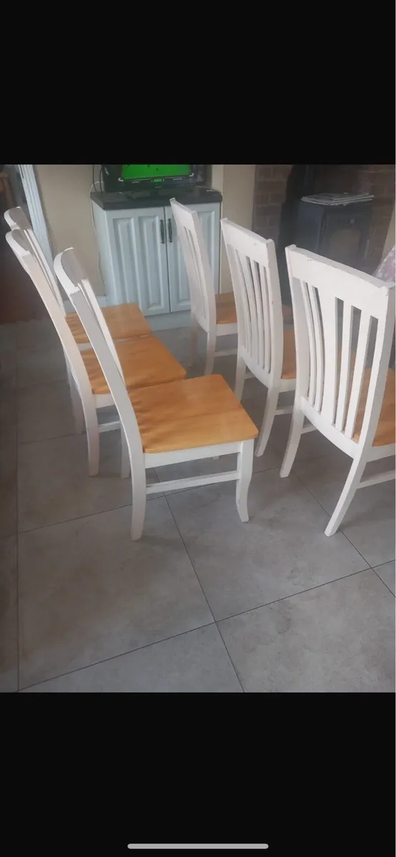 6 Dining Chairs - Image 3