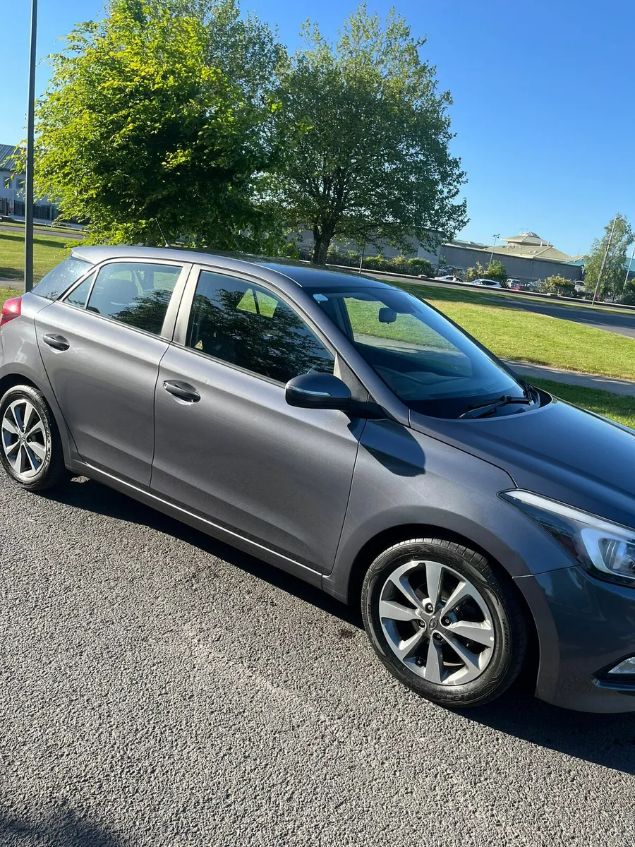 Hyundai i20 - Image 3