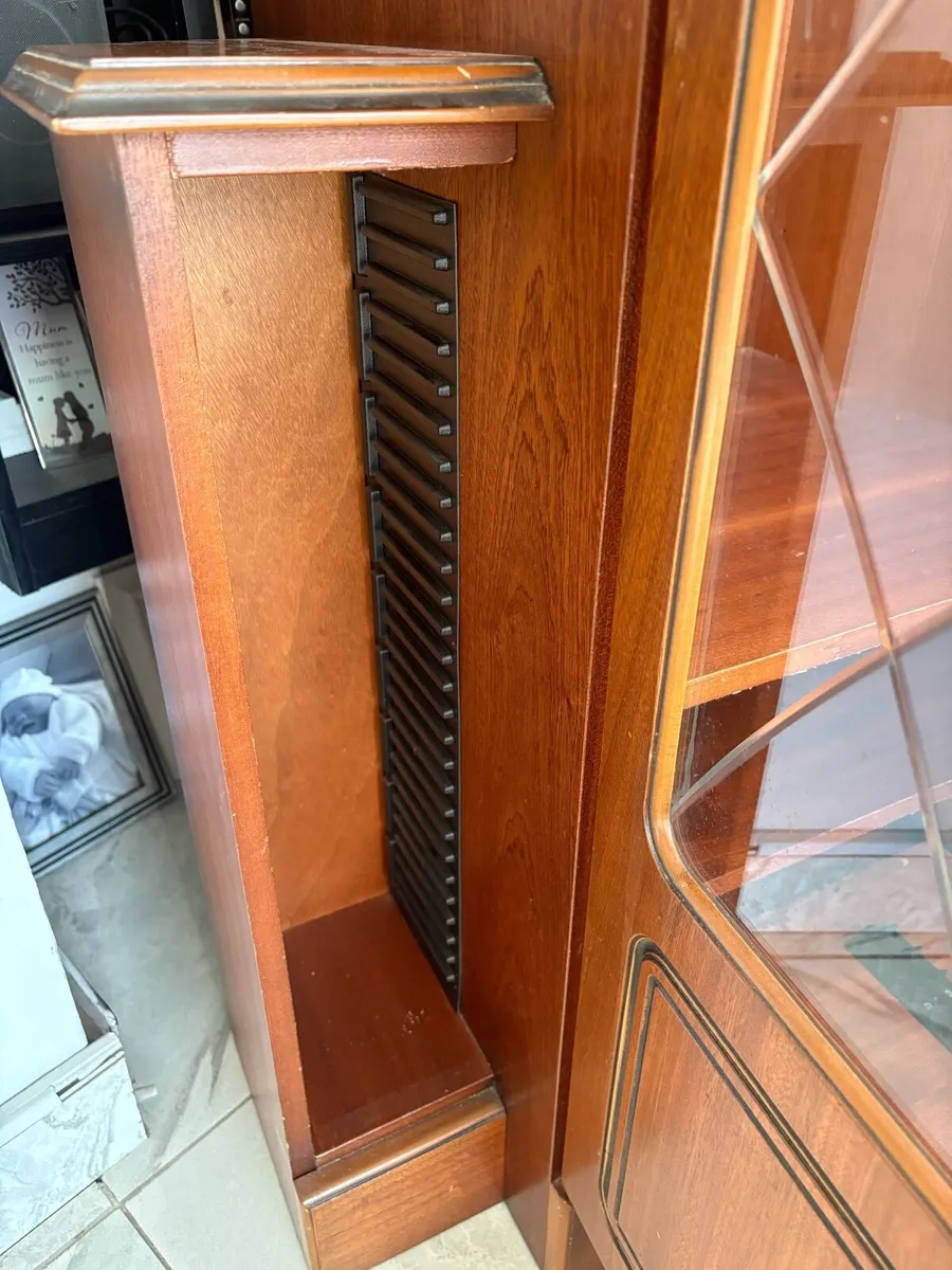 Mahogany Cabinet - Image 4