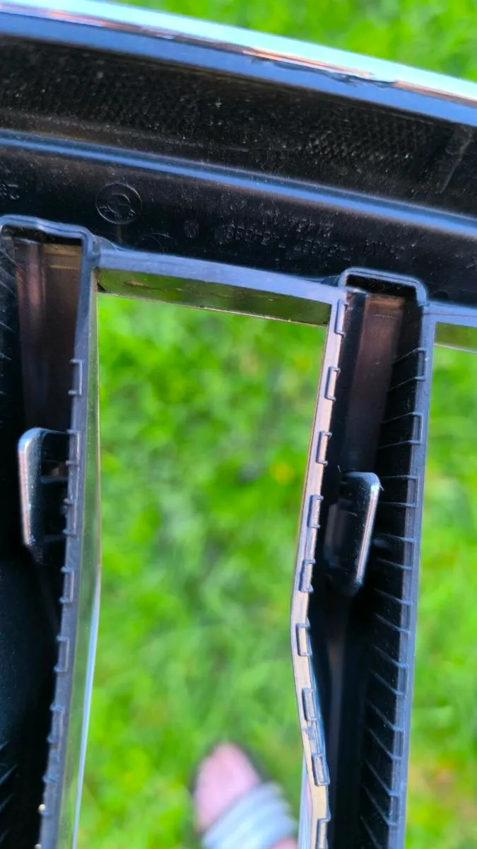 Bmw x5 front grill - Image 3