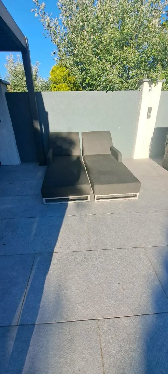 Garden furniture - Image 2