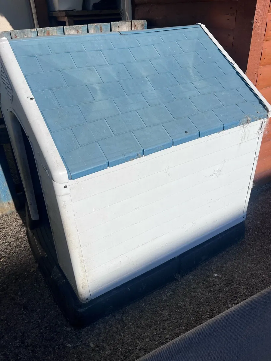 Dog house - Image 2