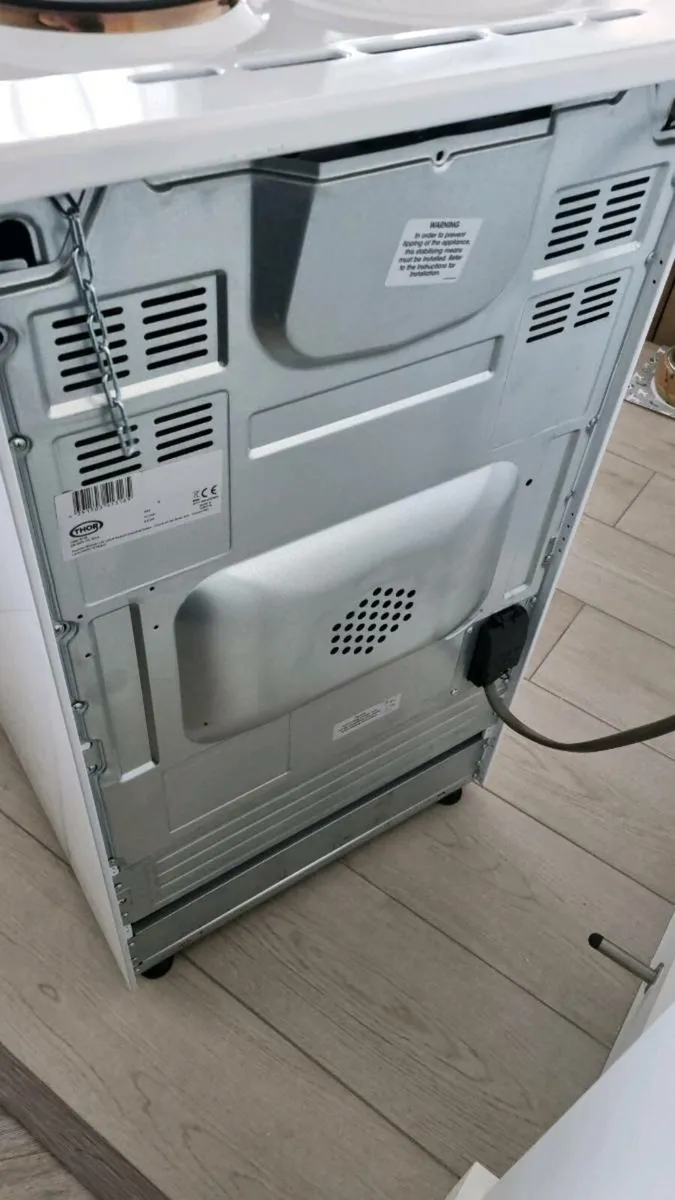 Thor Free Standing Electric Oven - Image 2