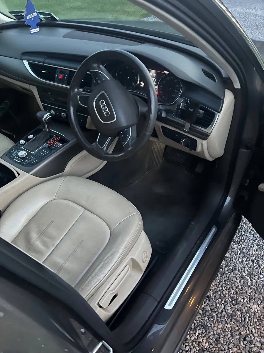Audi A6 2013 - Image 2