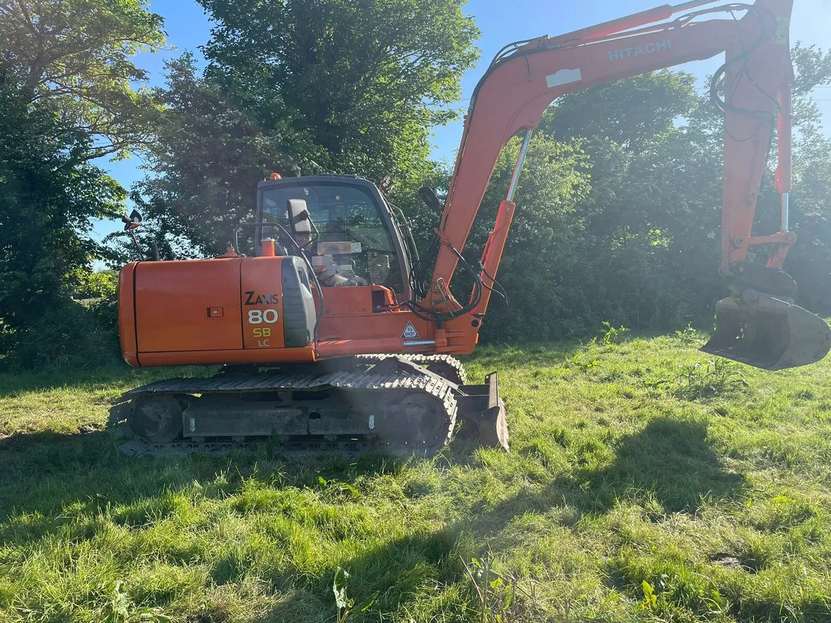 Hitachi zaxis 80 - Image 1
