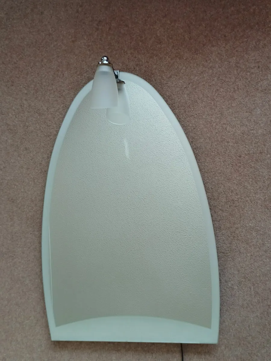Bathroom Mirror - with light - Image 3