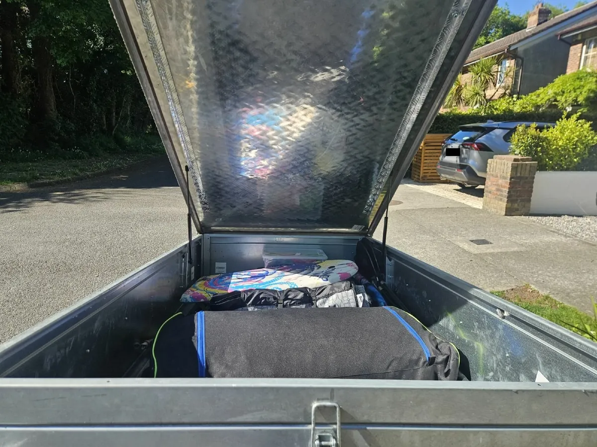 Trailer 6x4 with hard-top aluminium cover - Image 4