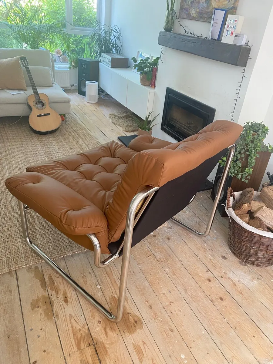 Vintage 70s-Style Leather ArmChair / Sofa - Image 4