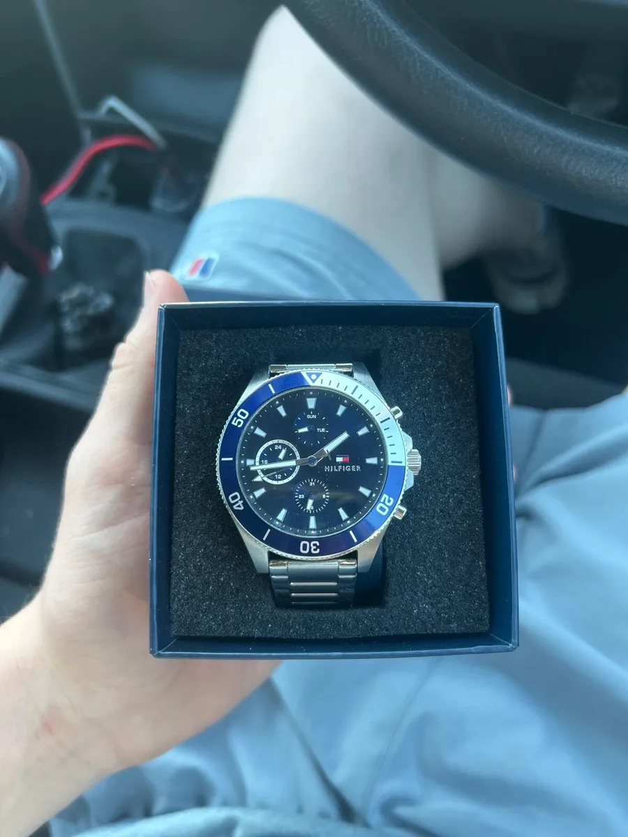 Tommy Hilfiger Watch - Image 2