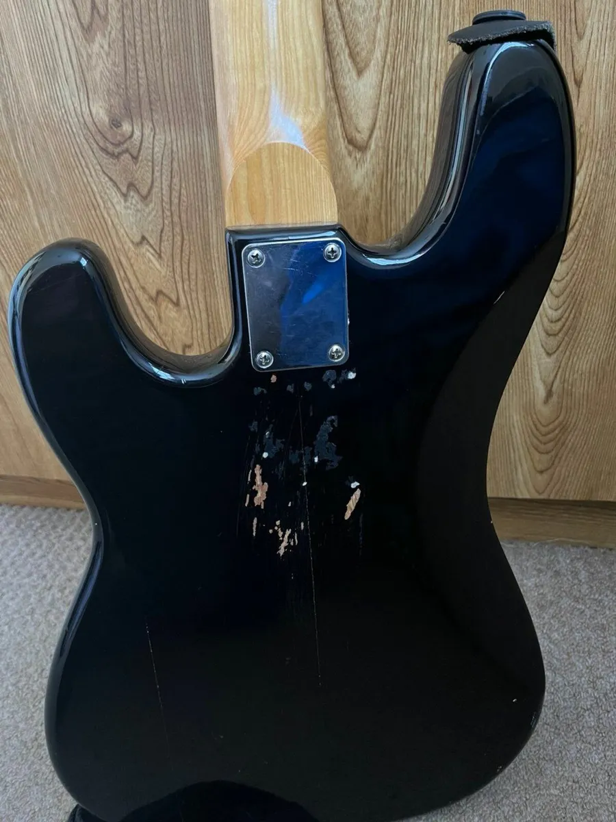 Bass Guitar - Image 3