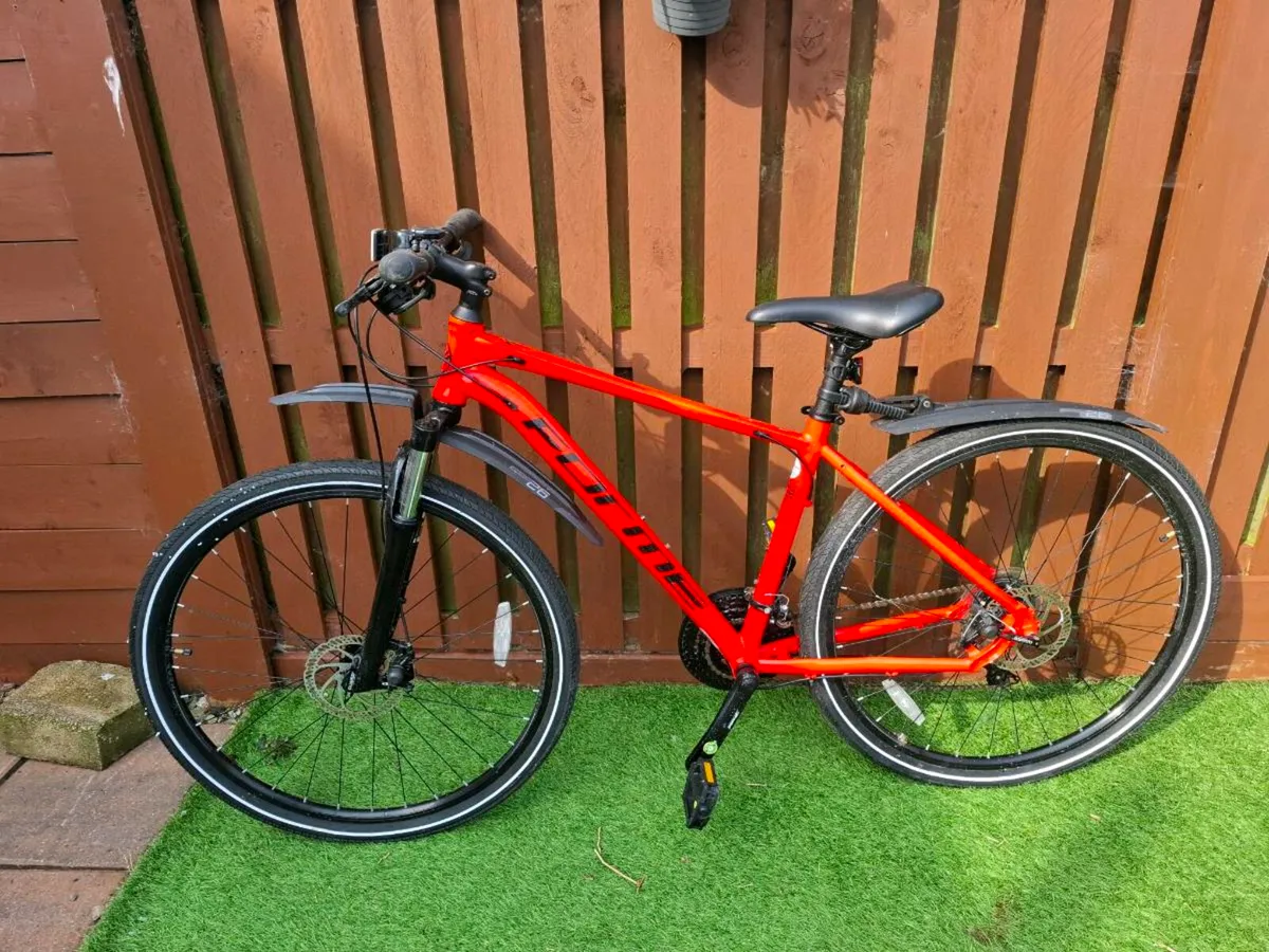 Mens mountain bike - Image 1