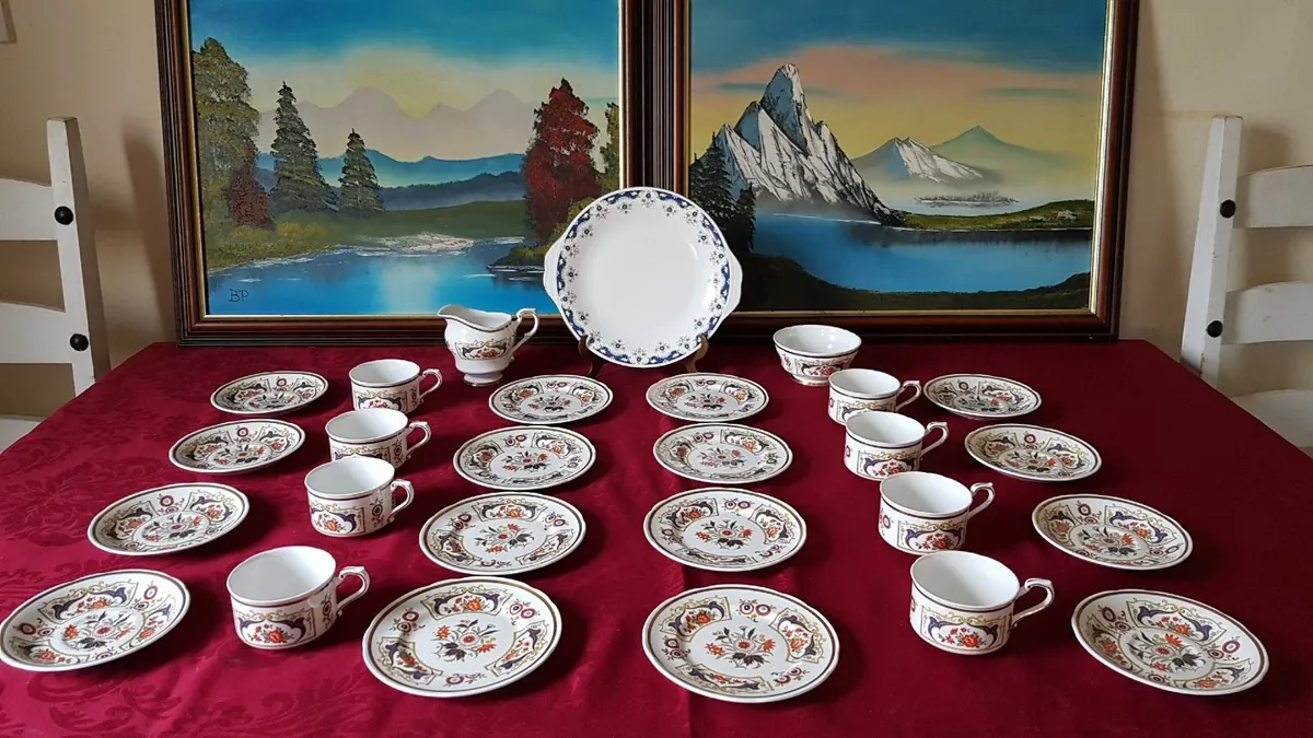 27Pc.Paragon Chelsea England Imari 8 Person Teaset - Image 2