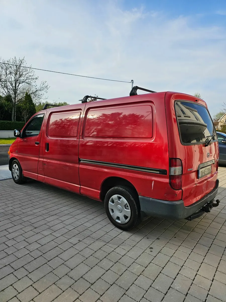 Toyota Hiace 2006 - Image 3