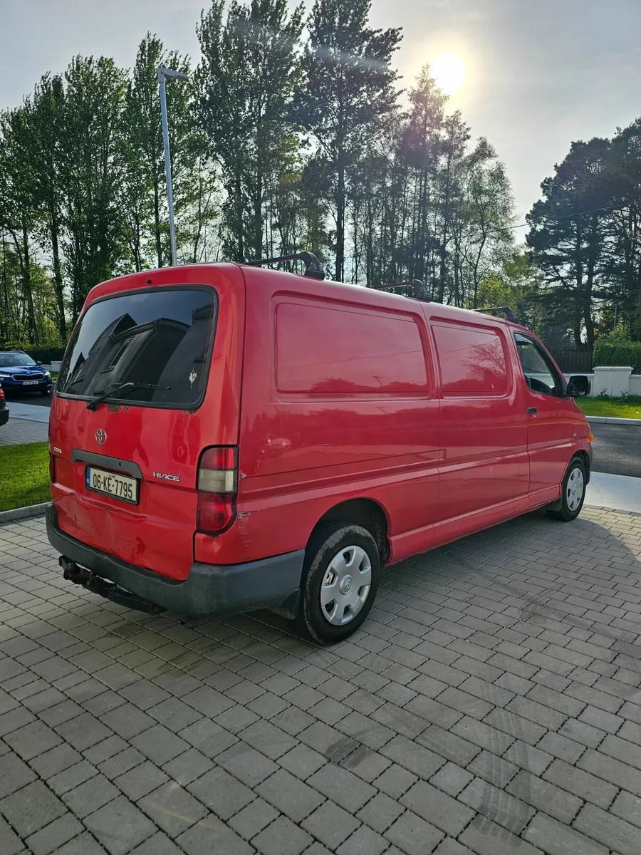 Toyota Hiace 2006 - Image 4