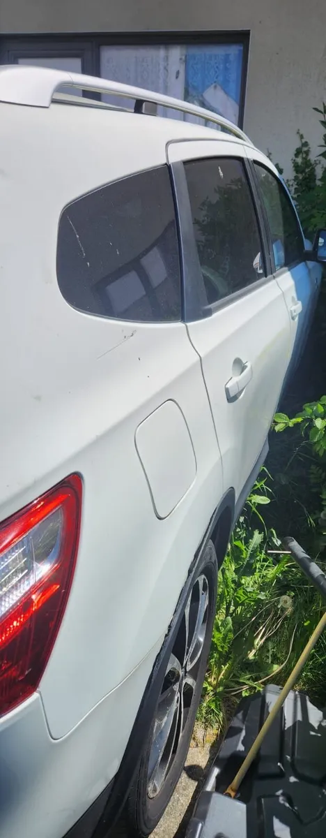 Nissan Qashqai+2 2012 - Image 1