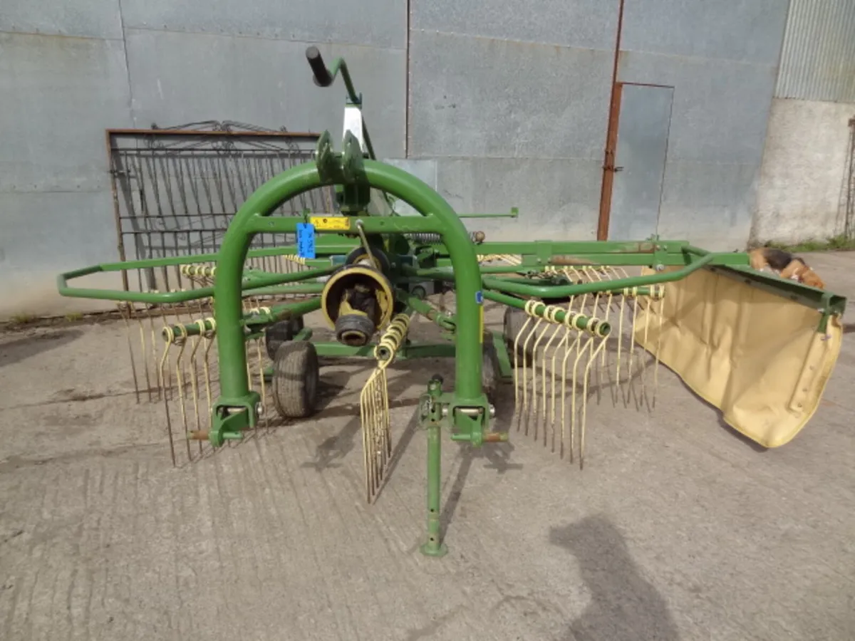 Krone Swadro 38 Single Rotor Rake - Image 3