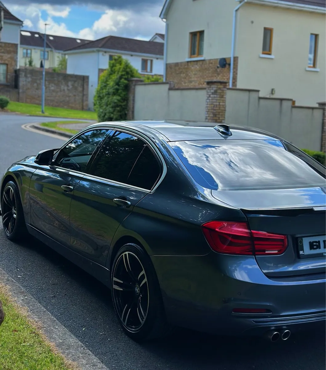 Bmw f30 - Image 4