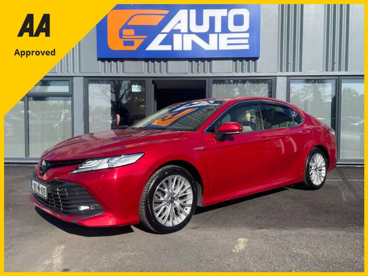 Toyota Camry Hybrid Platinum 4DR Auto - Image 2