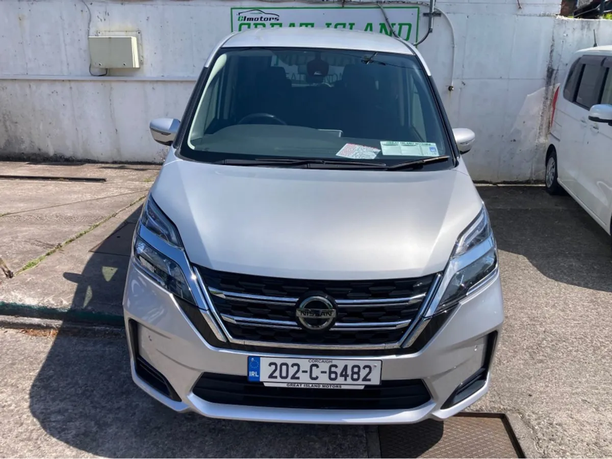 Nissan Serena 2.0 Petrol Hybrid 8 Seater - Image 2
