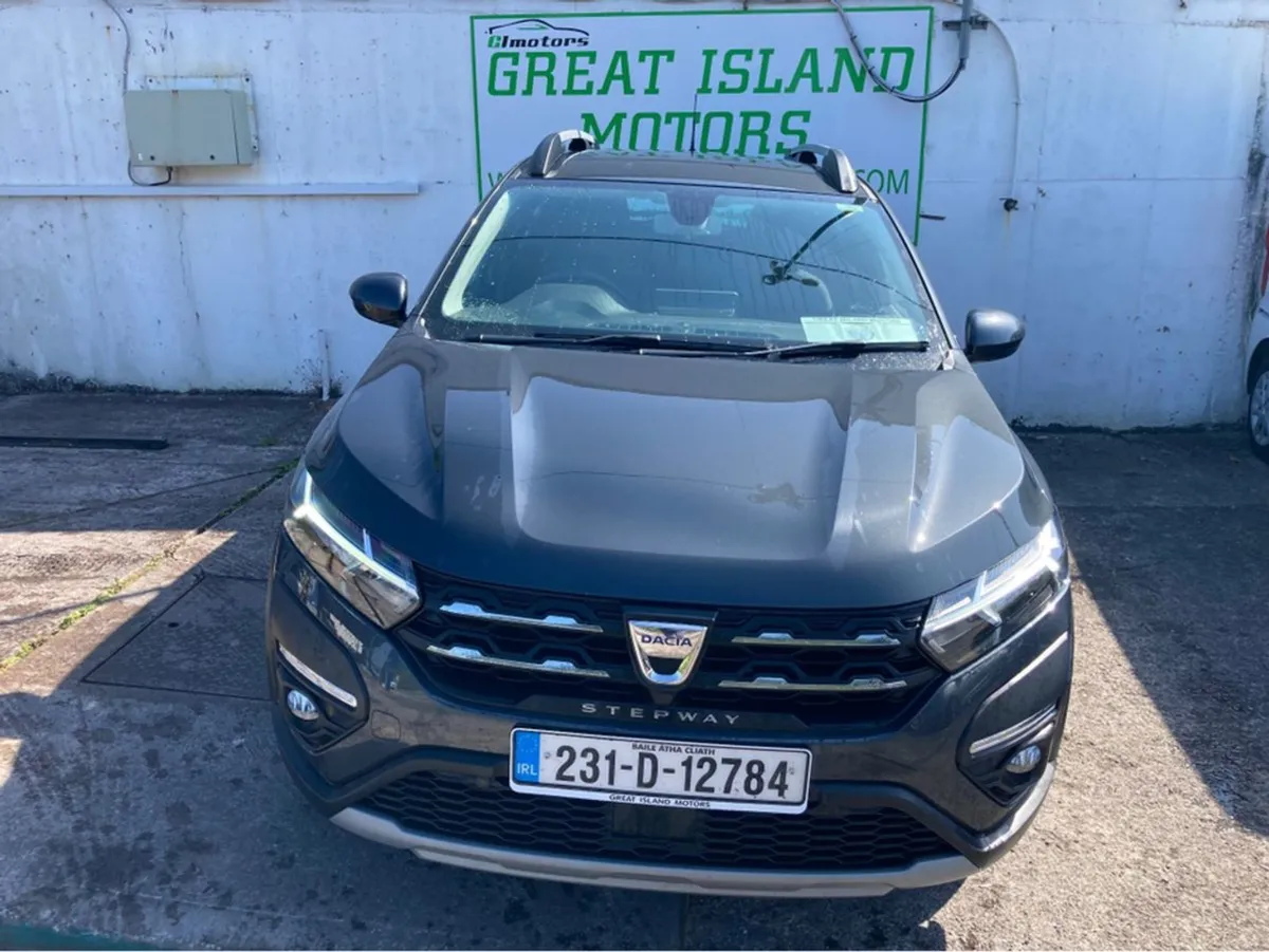 Dacia Sandero Stepway Stepway Prestige TCE 9 - Image 2