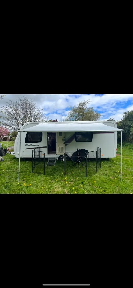 Swift Challenger 570 SR 4 berth Caravan - Image 1