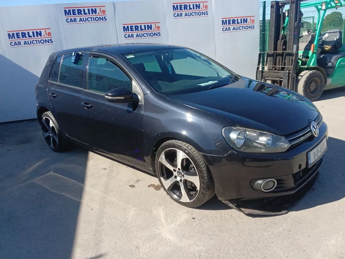 Volkswagen Golf 2.0 TDI GT BMT 140PS - Image 2