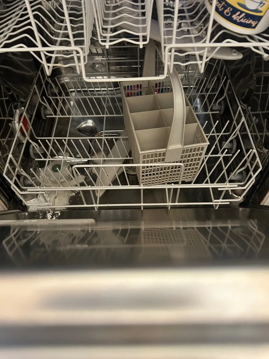 Integrated dishwasher - Image 2