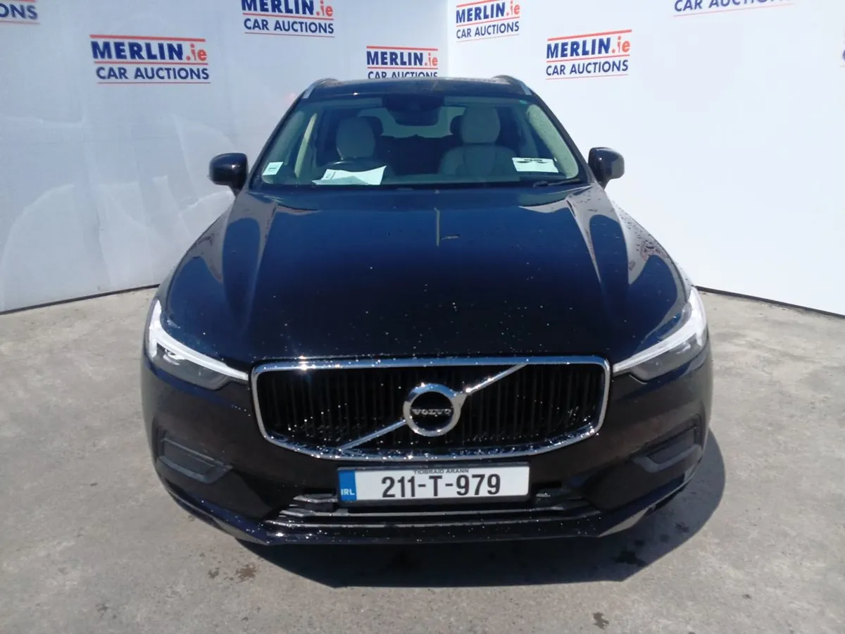 Volvo XC60 B4 Momentum Auto 1969 - Image 3