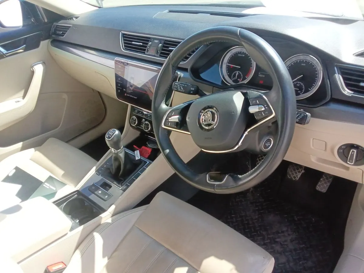 Skoda Superb STY 2.0tdi 150HP - Image 4