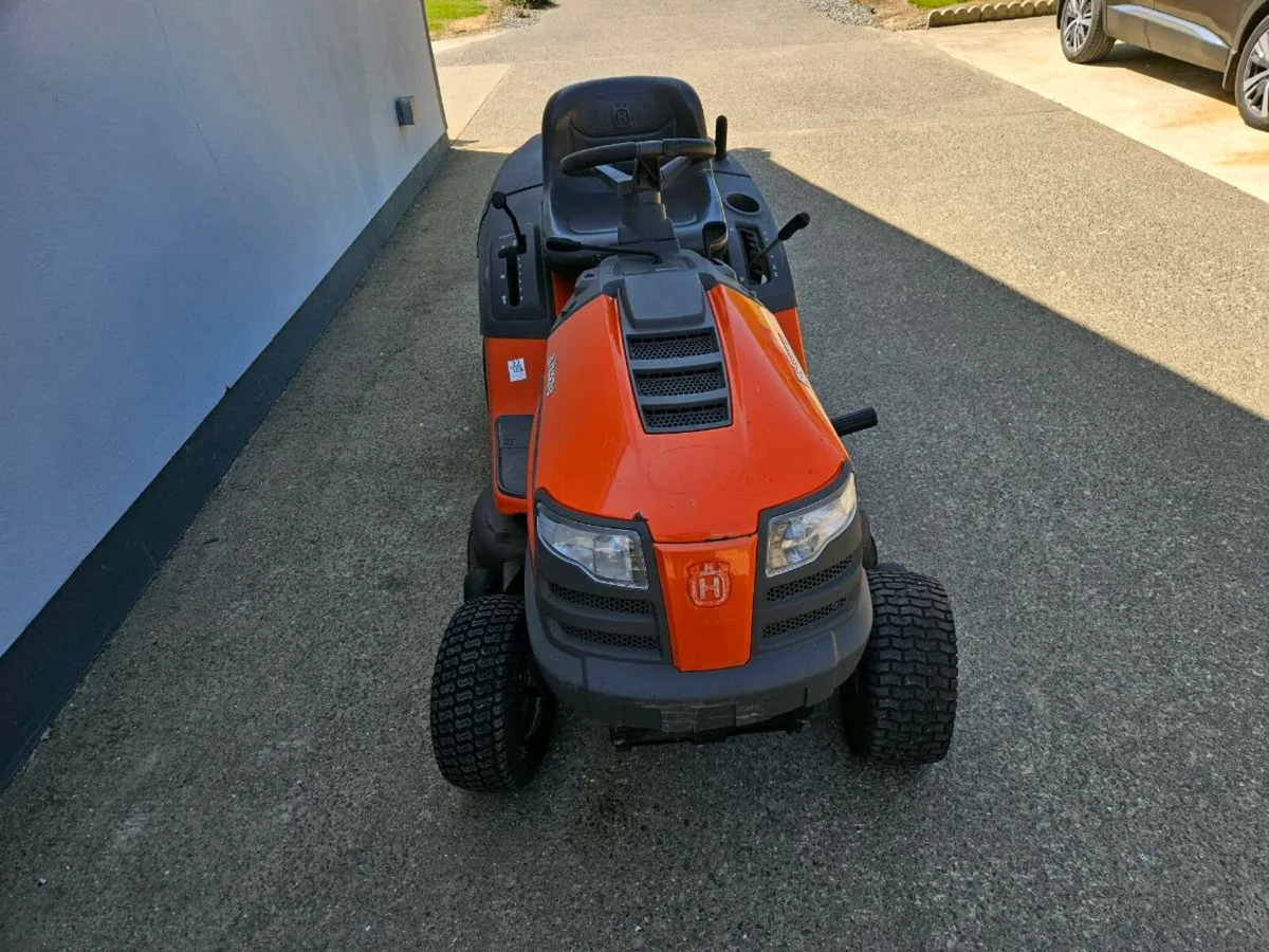 Husqvarna mower - Image 1