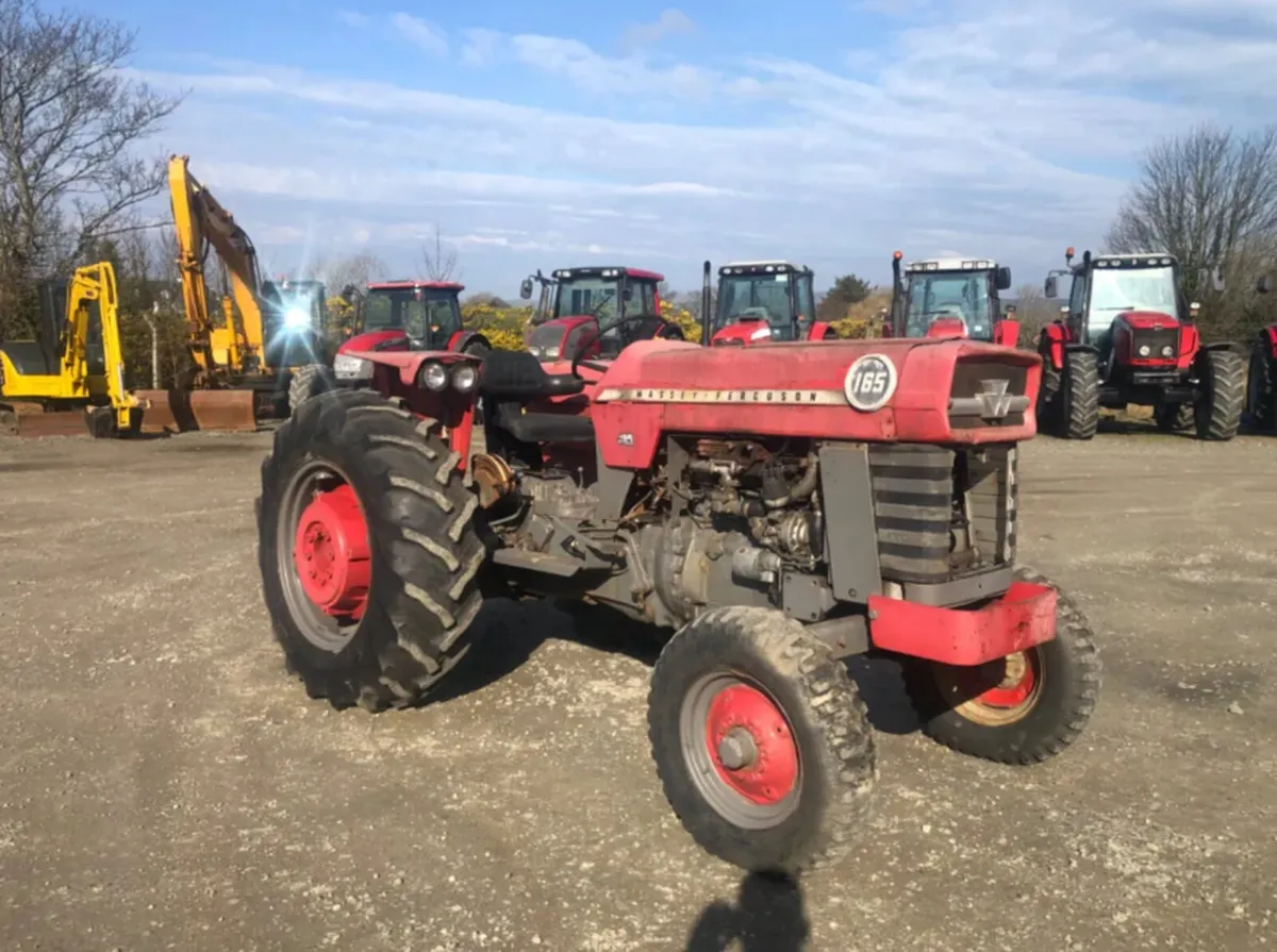 Massey Ferguson 165 - Image 1